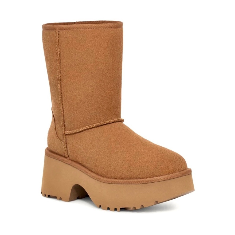 UGG Classic New Heights Short Boot